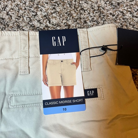 GAP Khaki Shorts Womenswear Casual Everyday Shorts Size 10 - Picture 8 of 8